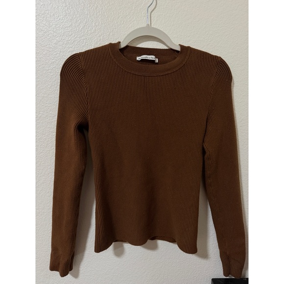 Abercrombie & Fitch Tops - Abercrombie & Fitch Chocolate Ribbed Long Sleeve Top